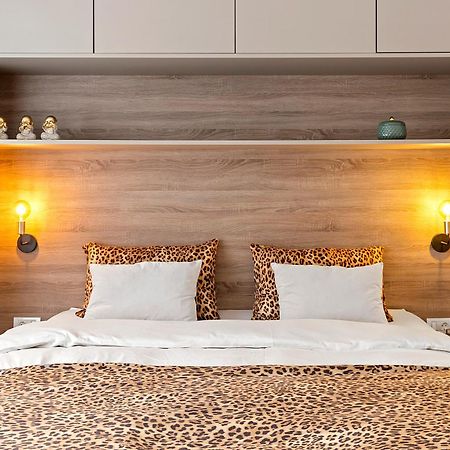 Angelo Bello Luxury Suite City Center By Sattal Bucareste Exterior foto